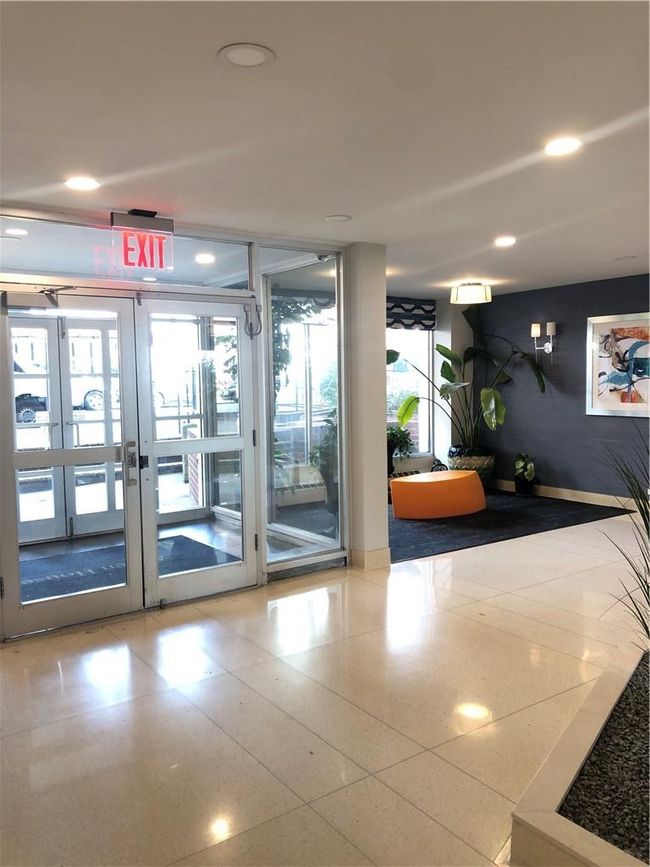 Lobby | Image 6