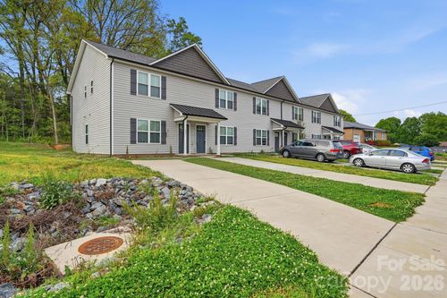 153 Mckinnon Ave Ne, Concord, NC, 28025-3342 | Card Image
