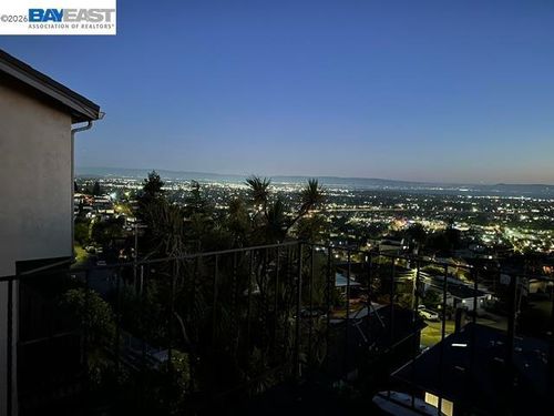 16605 Rolando Ave, Castro Valley, CA, 94578-1230 | Card Image