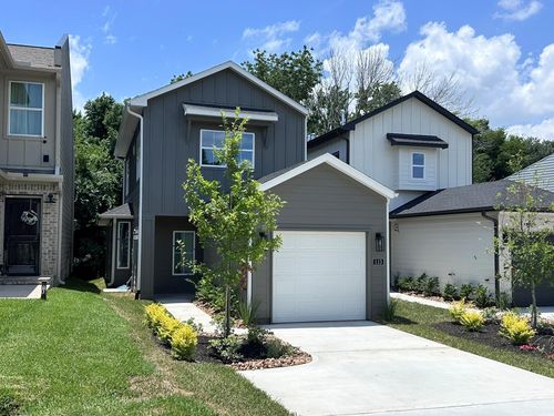 113 Capetown, Montgomery, TX, 77356-8801 | Card Image