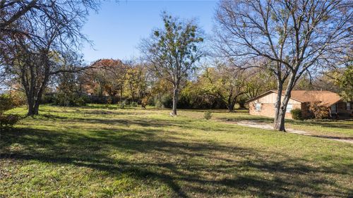 602 S Main St, Mansfield, TX, 76063-3111 | Card Image
