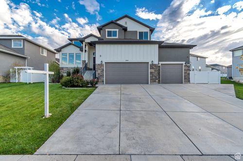 541 W Mountain Ridge Dr, Saratoga Springs, UT, 84045-5106 | Card Image