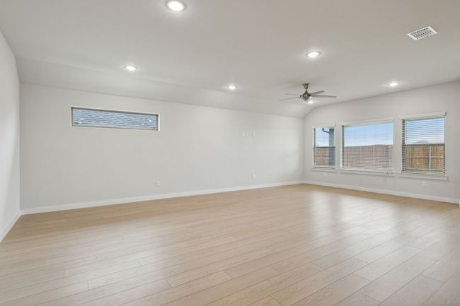1910 Sandpiper Way, House other with 4 bedrooms, 3 bathrooms and null parking in Princeton TX | Image 9