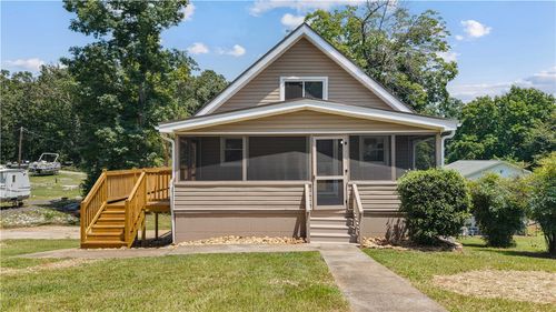 1203 Andersonville Rd, Townville, SC, 29689-3824 | Card Image