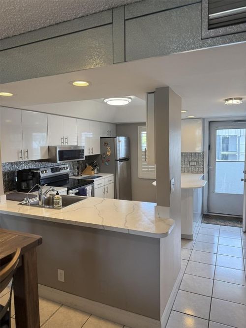 n405-777 S Federal Hwy, Pompano Beach, FL, 33062-5968 | Card Image