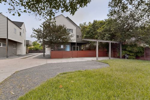 a-400 W 51st St, Austin, TX, 78751-1904 | Card Image