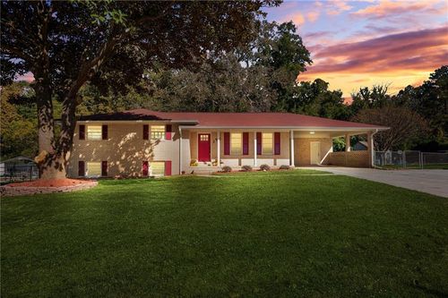 197 Buena Vista St, Winder, GA, 30680-1639 | Card Image