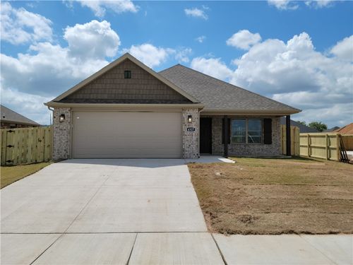4327 W Topeka Ave, Fayetteville, AR, 72704-4048 | Card Image