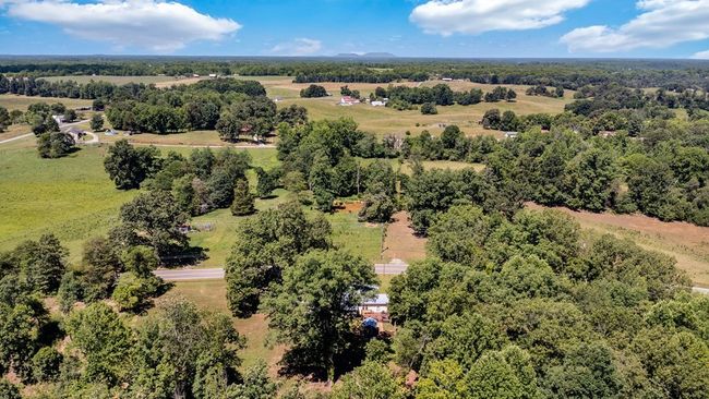 13593 Old Kentucky Rd, Home with 1 bedrooms, 1 bathrooms and 2 parking in Sparta TN | Image 22