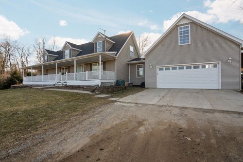 11699 Iosco Rd, Webberville, MI, 48892-9000 | Card Image