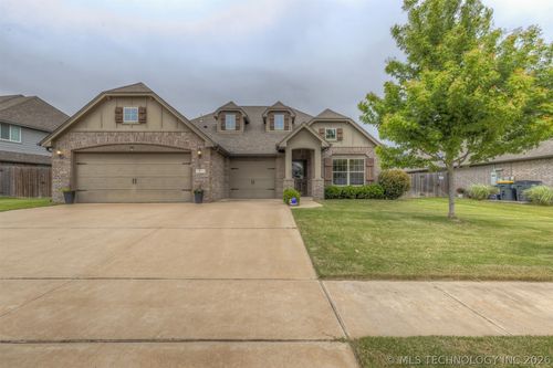 1913 132nd St, Bixby, OK, 74008-2187 | Card Image