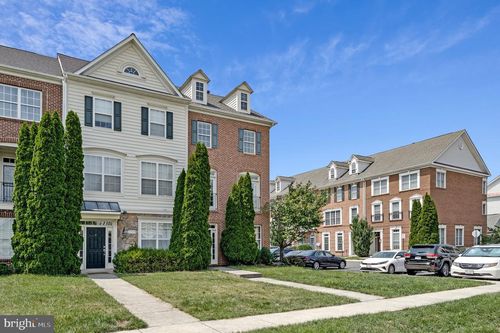 22978 Fox Fire Ter, BRAMBLETON, VA, 20148-5689 | Card Image