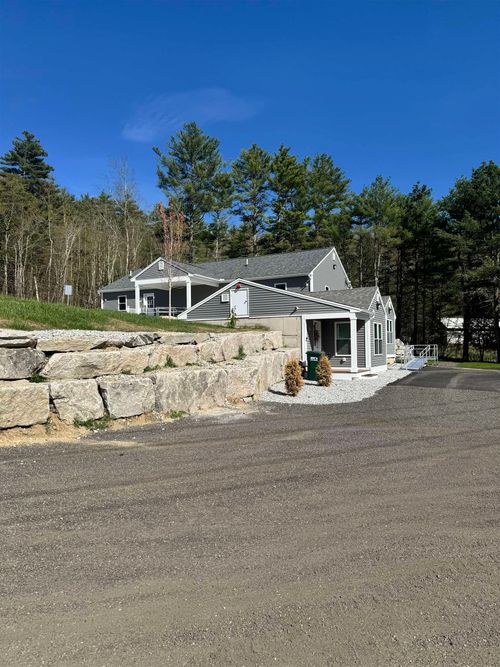 199 Route 13, Brookline, NH, 03033-2408 | Card Image