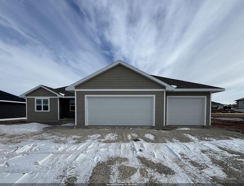 1584 Frontier Road, LUXEMBURG, WI, 54217 | Card Image