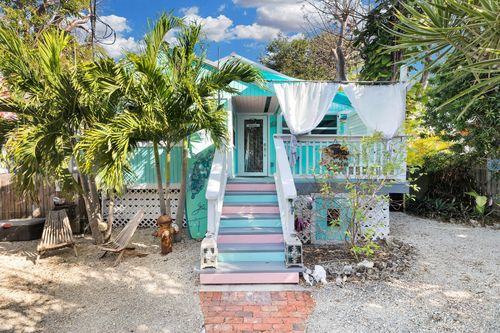 14 Bonita Ave, Key Largo, FL, 33037-2930 | Card Image