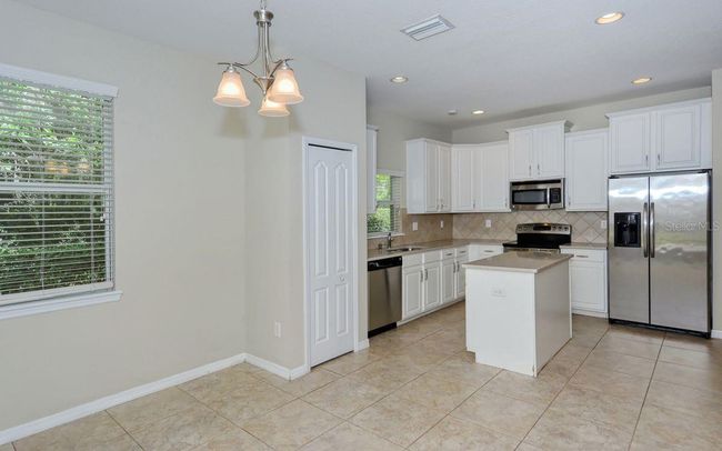 5512 Mang Pl, House other with 3 bedrooms, 2 bathrooms and null parking in SARASOTA FL | Image 16