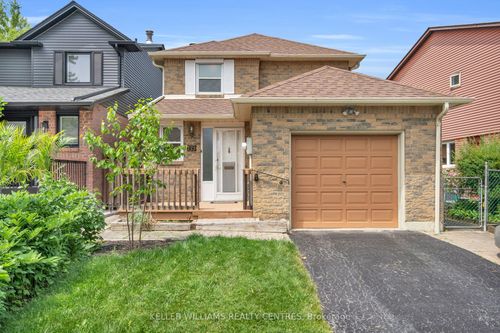 119 Batson Dr, Aurora, ON, L4G3S6 | Card Image