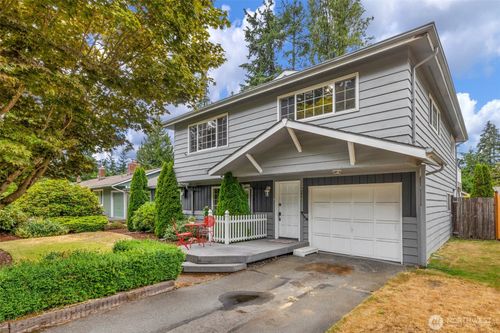 824 Ne 194th St, Shoreline, WA, 98155-2253 | Card Image