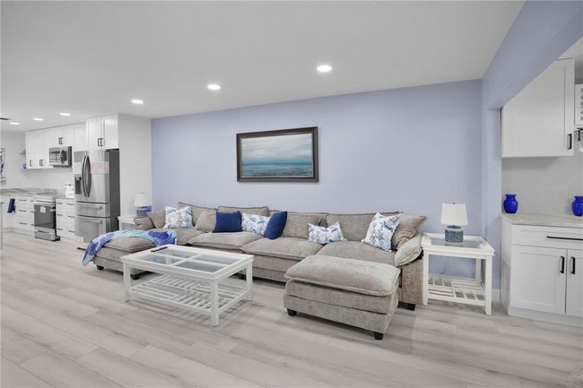 APT-33E - 1701 Pinehurst Rd, Condo with 2 bedrooms, 2 bathrooms and null parking in DUNEDIN FL | Image 25