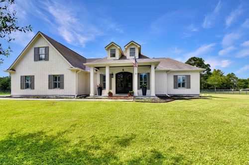 9040 Liston Cut Off Rd, Orange, TX, 77630-1286 | Card Image