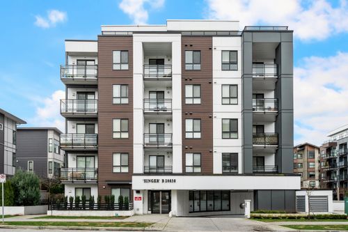 b308-20838 78b Ave, Langley, BC, V2Y3M2 | Card Image