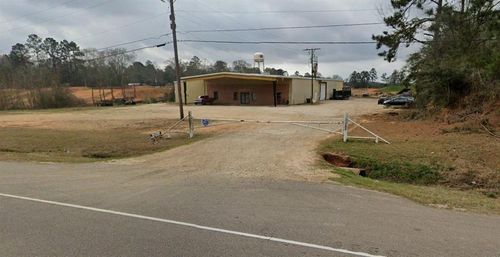 12084 Highway 1048, Roseland, LA, 70456-1838 | Card Image