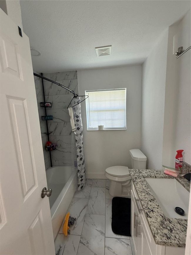 3318 Cedarcrest Dr, House other with 3 bedrooms, 2 bathrooms and 3 parking in Pasadena TX | Image 5