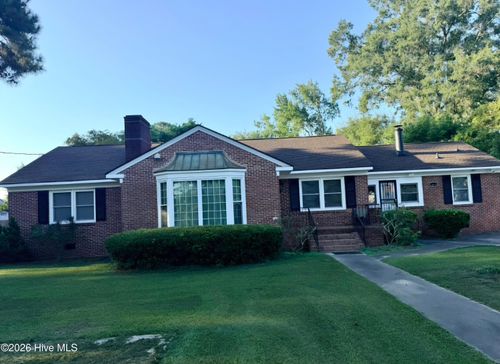 1210 Meadowood Dr, Kinston, NC, 28501-2140 | Card Image