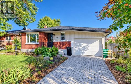 108 Plymouth Road, Kitchener, ON, N2G3G5 | Card Image