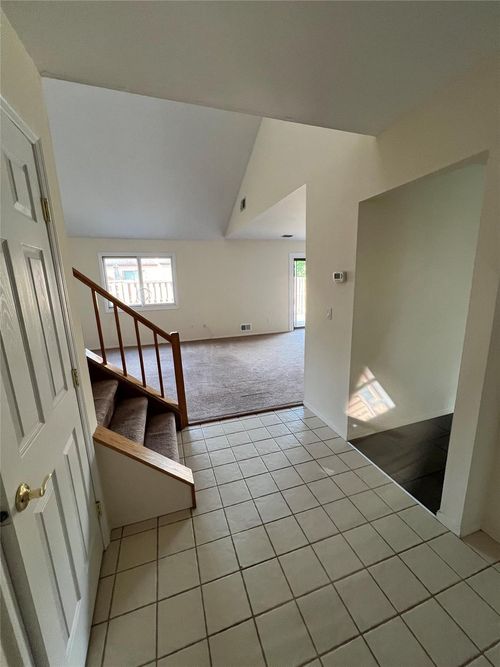 190 Scarlett Dr, Commack, NY, 11725-4660 | Card Image