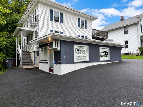 32 Neumann St, Naugatuck, CT, 06770-2360 | Card Image