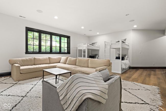 Living area in Bunk Room | Image 81