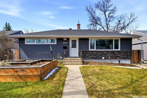 2510 Edward St, Regina, SK, S4S0M8 | Card Image