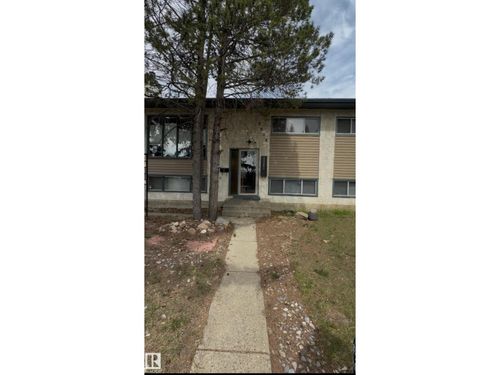 13208 128 Ave Nw, Edmonton, AB, T5L3H2 | Card Image