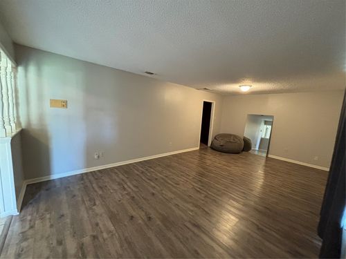 105 Stiles Dr, Midlothian, TX, 76065-3613 | Card Image