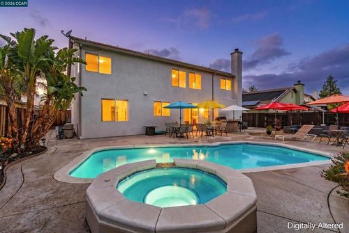 523 Whitehall Ct, Oakley, CA, 94561-6322 | Card Image