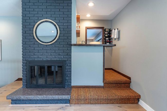 fireplace & bar | Image 24