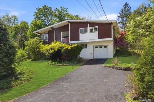 280 N State Rd, Briarcliff Manor, NY, 10510-1407 | Card Image