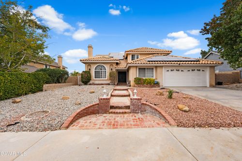 41504 Yancey Ln, Quartz Hill, CA, 93536-2582 | Card Image