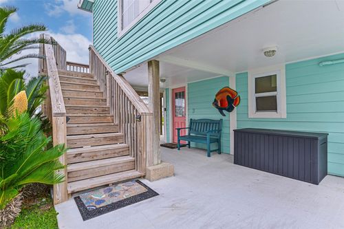 4126 Reeves Dr, Galveston, TX, 77554 | Card Image