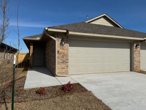 617 Marlin Ct, Chickasha, OK, 73018-5010 | Card Image