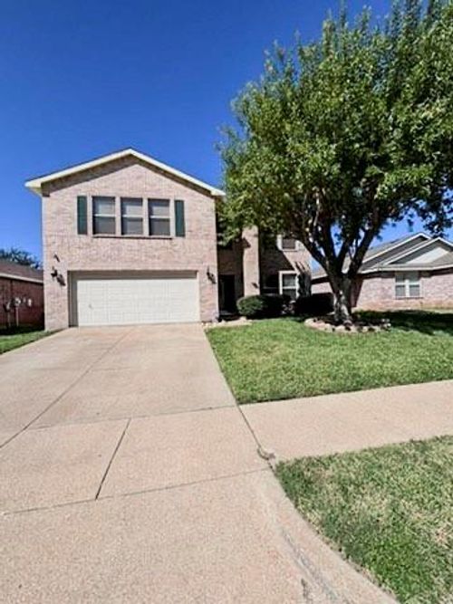 8712 Hunters Creek Drive, Fort Worth, TX, 76123 | Card Image