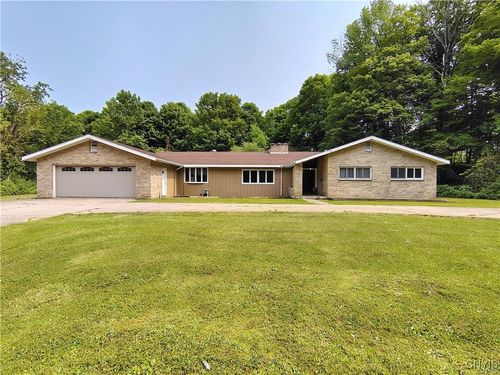 111 Hillview Ter, Frankfort, NY, 13340-4221 | Card Image