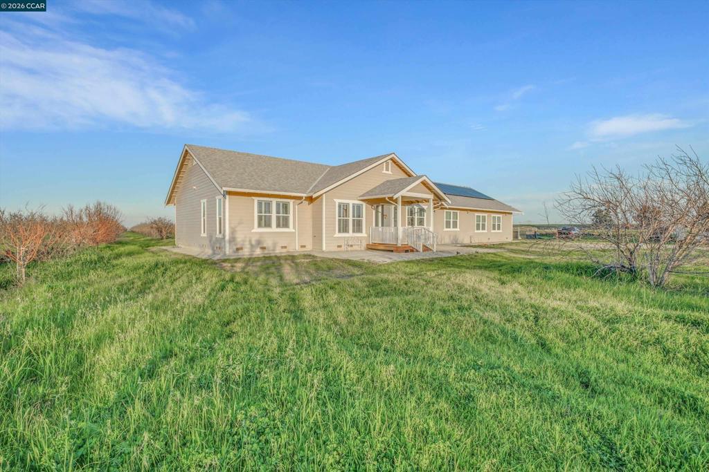 Land in Byron 4