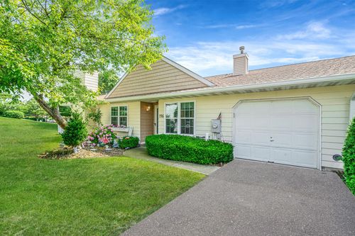 196 Theodore Dr, Coram, NY, 11727-3685 | Card Image