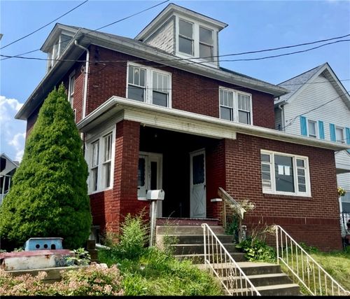 315 Spruce St, Vandergrift, PA, 15690-1425 | Card Image