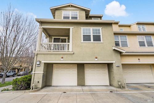 7002 Santero Way, Cotati, CA, 94931 | Card Image