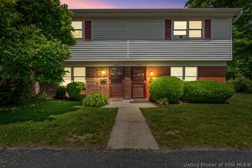 3061 Wooded Way, Jeffersonville, IN, 47130-5996 | Card Image