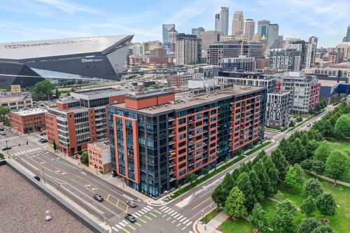 unit-730-215 10th Ave S, Minneapolis, MN, 55415-2106 | Card Image