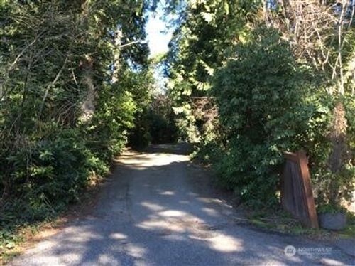 3807 S 272nd St, Kent, WA, 98032-7807 | Card Image